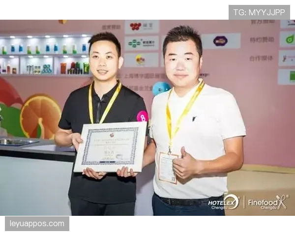 唐佳豪训练完直接去奢侈品店刷卡，这自律和消费观也太割裂了